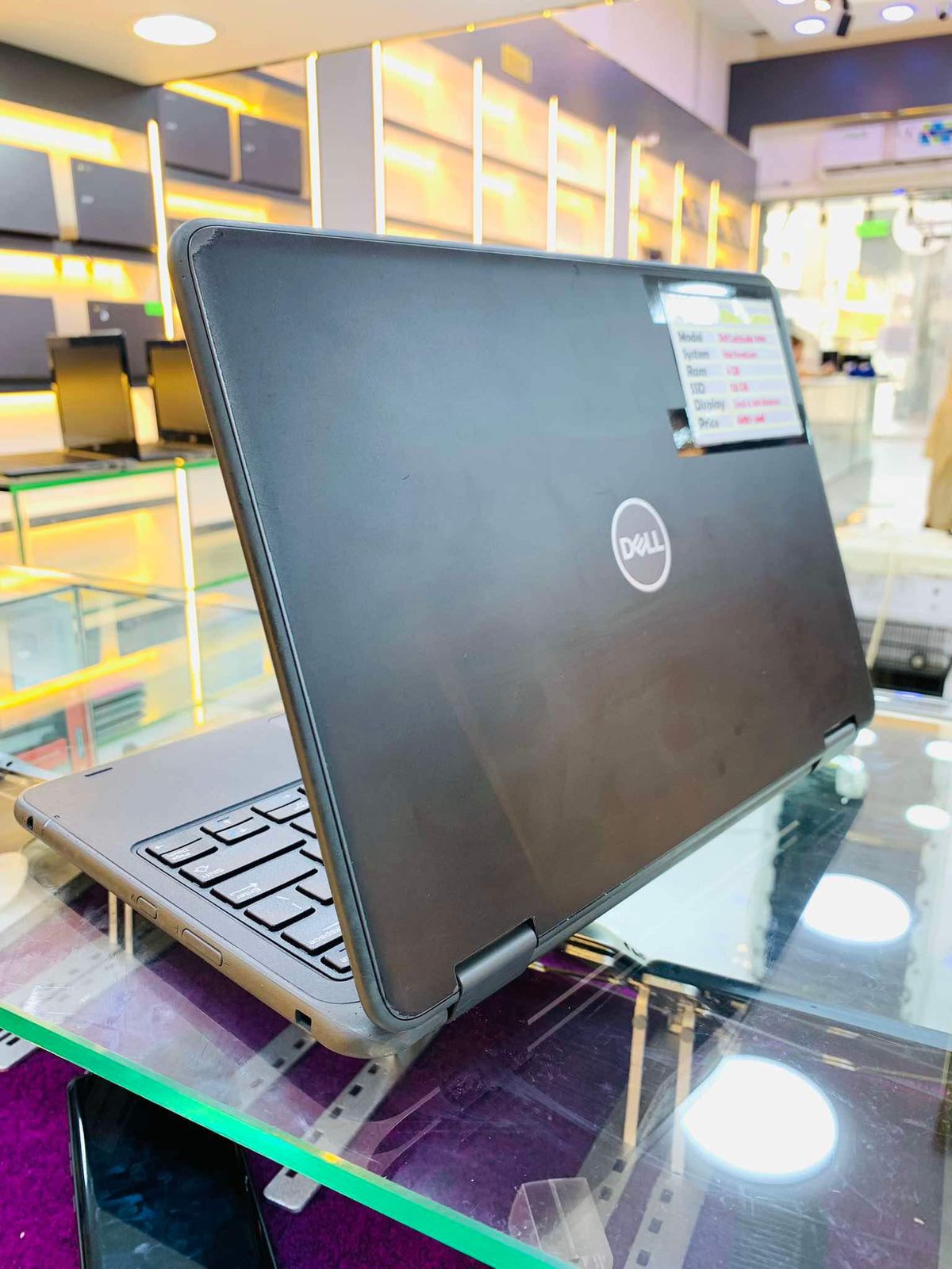 Dell Latitude 3189