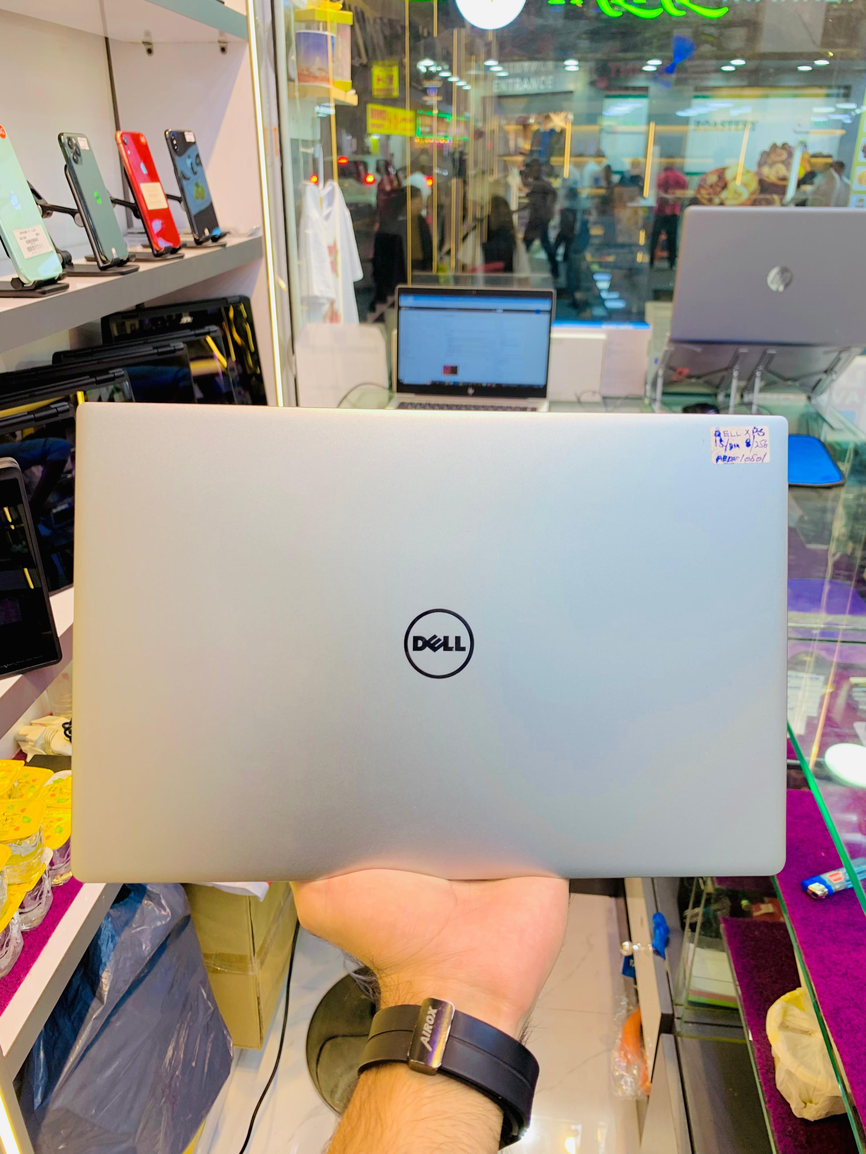 DELL XPS